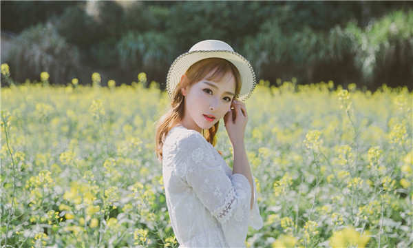 红旗标题：想找个女人帮忙生孩子的有效解决方案，助您圆梦家庭